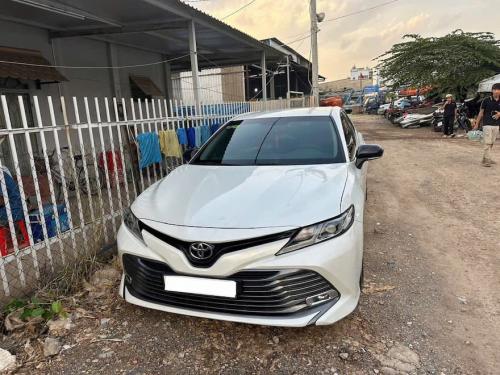 Toyota Camry 2.0G 2020