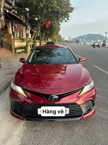 Toyota Camry 2.0Q 2022 Odo 17.000km