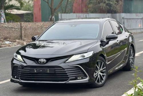 Toyota Camry 2.0Q 2022