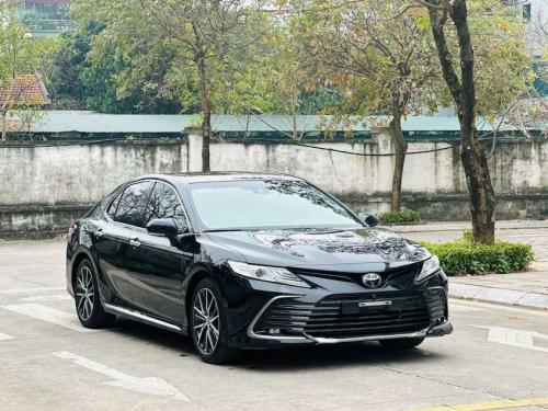 Toyota Camry 2.5Q 2022