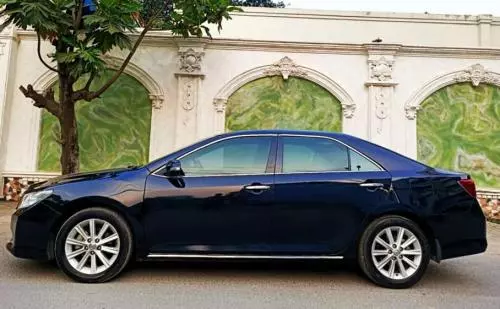 Bán xe cũ Toyota Camry 2014 giá rẻ