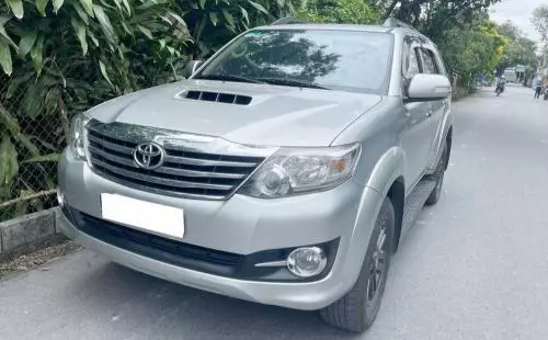 Bán Xe Toyota Fortuner 2016 Máy dầu số sàn
