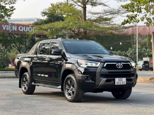 Toyota Hilux AT 21 lên nhiều đồ chơi cho xe bao ko lỗi