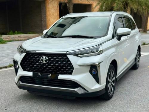 Toyota Veloz Cross 1.5CVT sản xuất 2023  cực mới