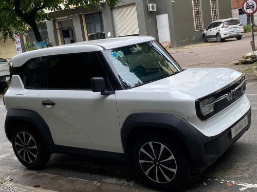 Vf3 Trắng lướt 2024 