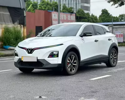 Vf6 eco 2024 odo 9v giá 47x