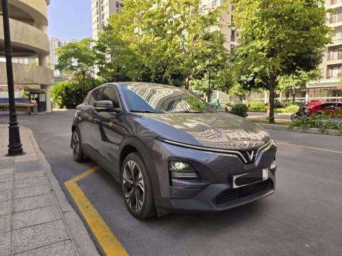 Cần bán vf6 plus odo 3v7 sx 2024