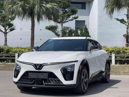 VF7 Plus 2 Cầu xe lái thử thanh lý