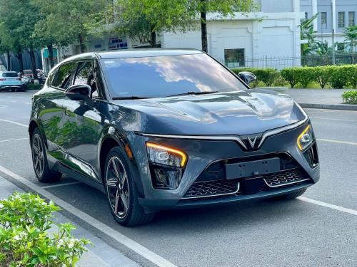 Bán xe VF7 plus 2024 tư nhân một chủ