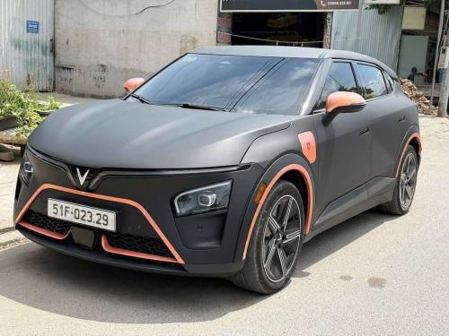 VF7 Plus 2024 full Options free sạc k giới hạn số lần tới 12/2027