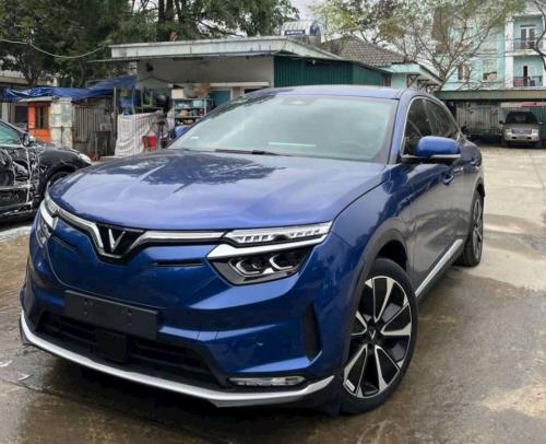 VF8 Plus CATL 2023. Odo 3vạn8
