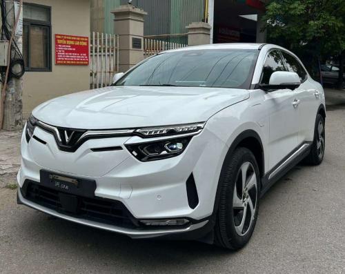 VF8 eco 2023 giá 650tr Giá sau ưu đãi 530tr