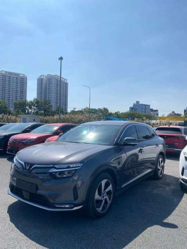 VF8 eco xám 2022 - ODO: 5v