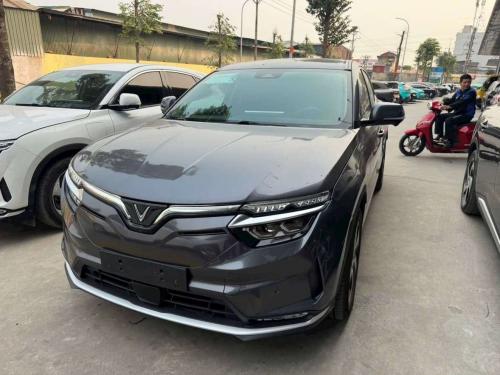 VF8. 2023 ECO SDI XÁM 45,108km 582 triệu