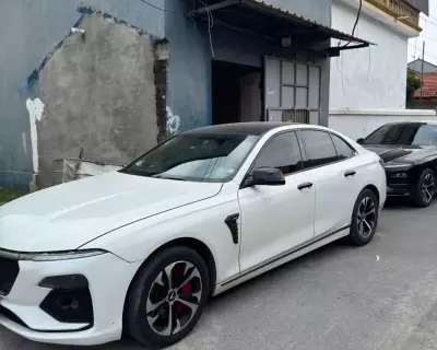 Vinfast lux a base 2021 chủ cầm đồ bỏ