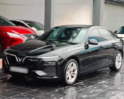 Vinfast lux a ti&ecirc;u chuẩn 2022
