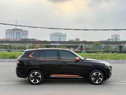 VinFast Lux SA 2.0 Base 2020