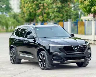 Vinfast LUX SA 2.0 Premium
