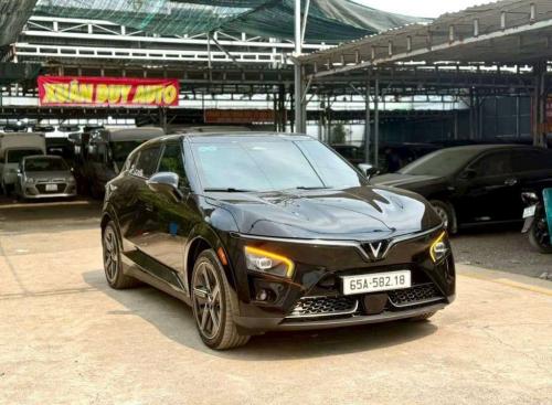 VINFAT VF 7 2025 odo 16.000 km full 2 cầu 
