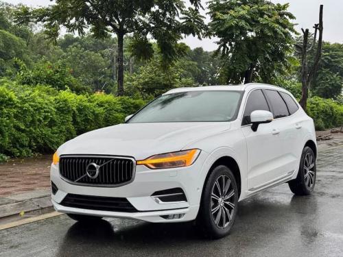 Volvo XC60 T6 2018 – Trắng tinh, full option