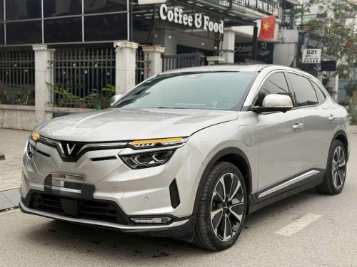 Xe vf8 plus 2022 bản thuê pin tiên phong, odo 3v 