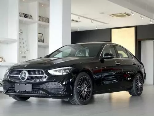 Mercedes - Benz C200 Avantgarde Plus