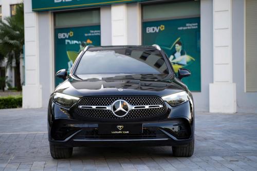 mercedes glc 300 2025 đen nội thất nâu giá 2 ti 5