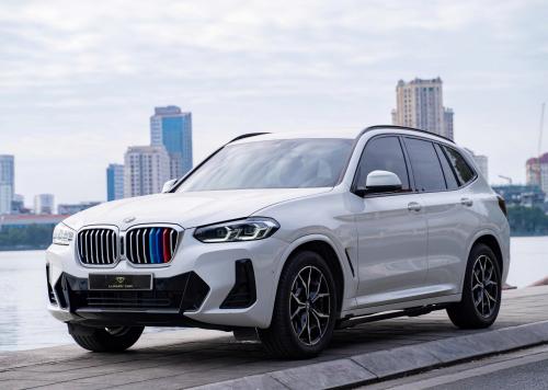 Bán xe BMW X3 M-sport 2024, màu trắng/đỏ đã lên full option, chạy siêu lướt 9000km, giá tốt